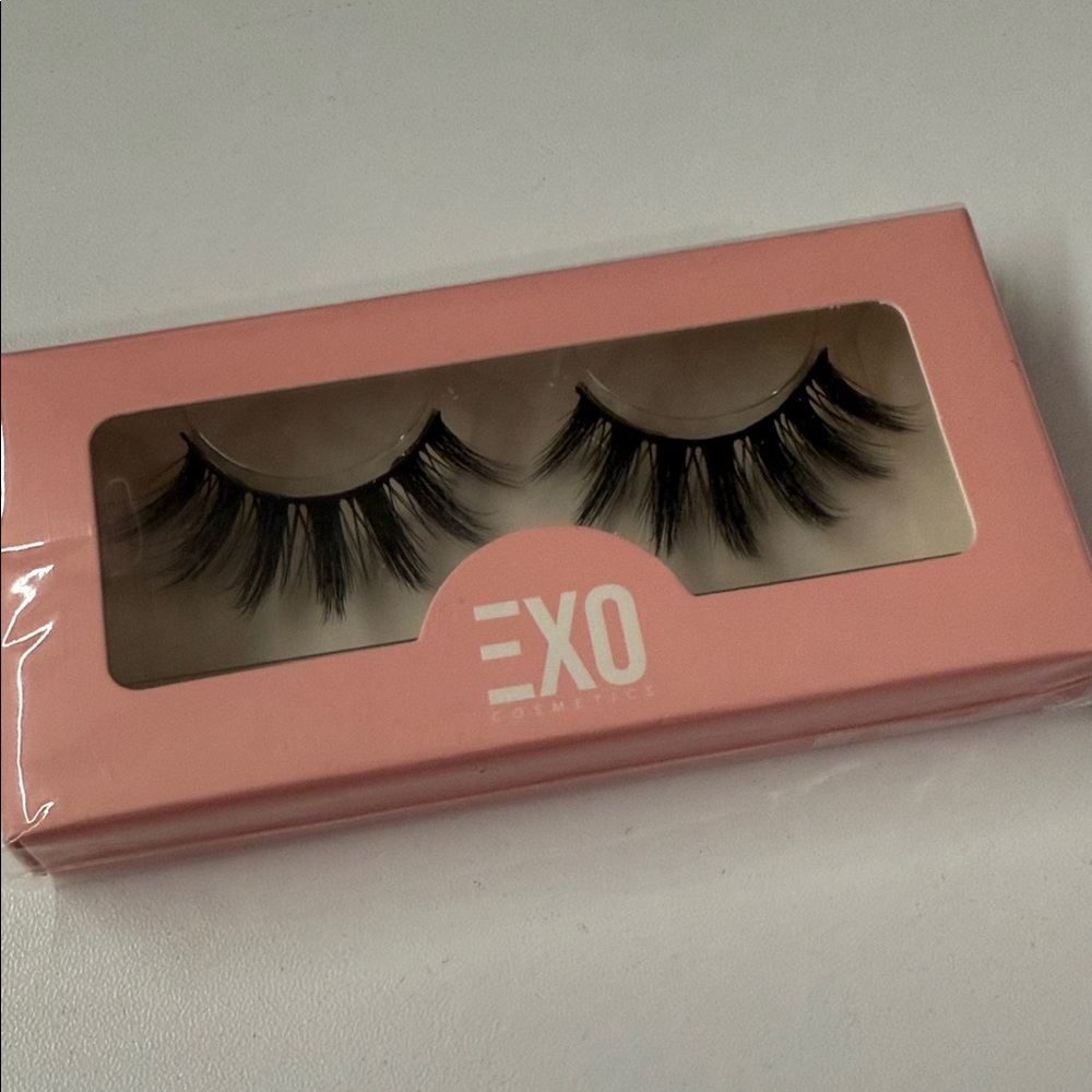 EXO Cosmetics Black False Eyelashes-Baddie